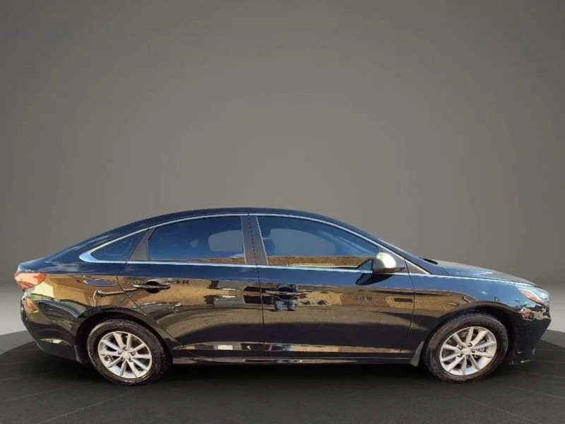 2018 Hyundai Sonata - Image 4 of 12