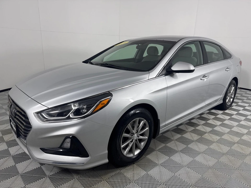2018 Hyundai Sonata - Image 9 of 12