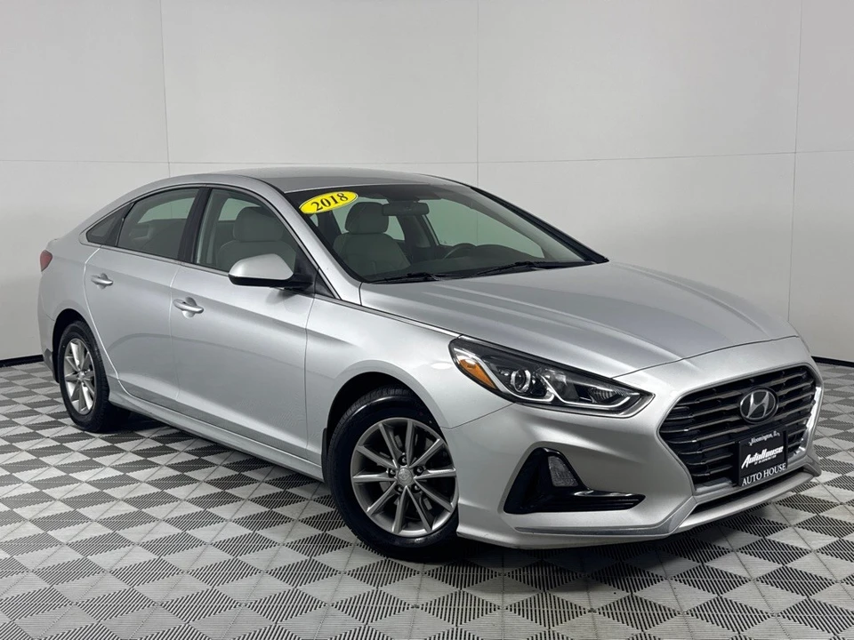 2018 Hyundai Sonata - Image 2 of 12