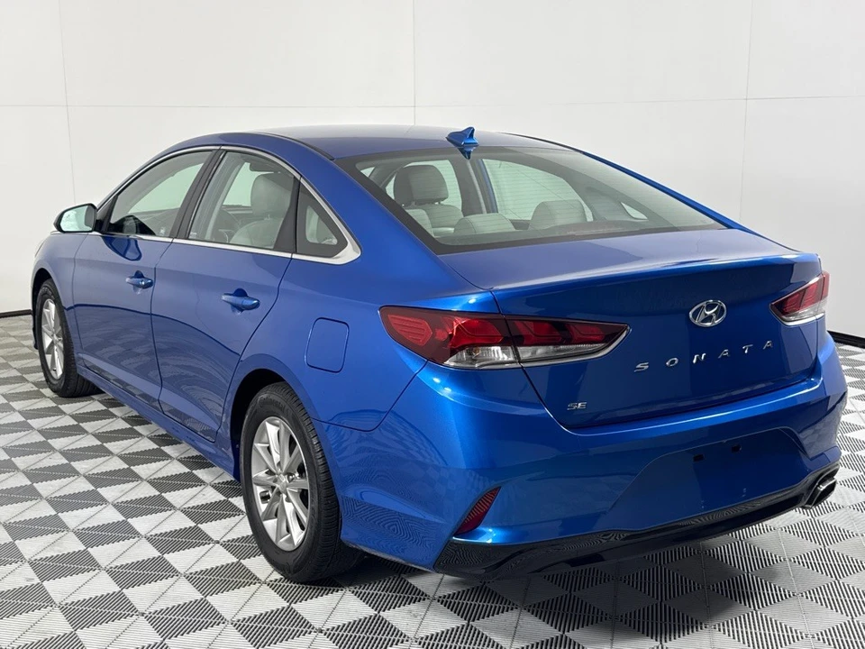 2018 Hyundai Sonata - Image 7 of 12