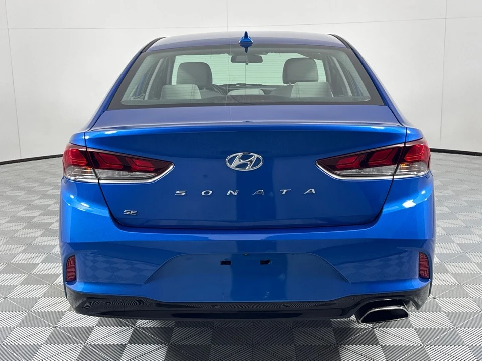 2018 Hyundai Sonata - Image 6 of 12