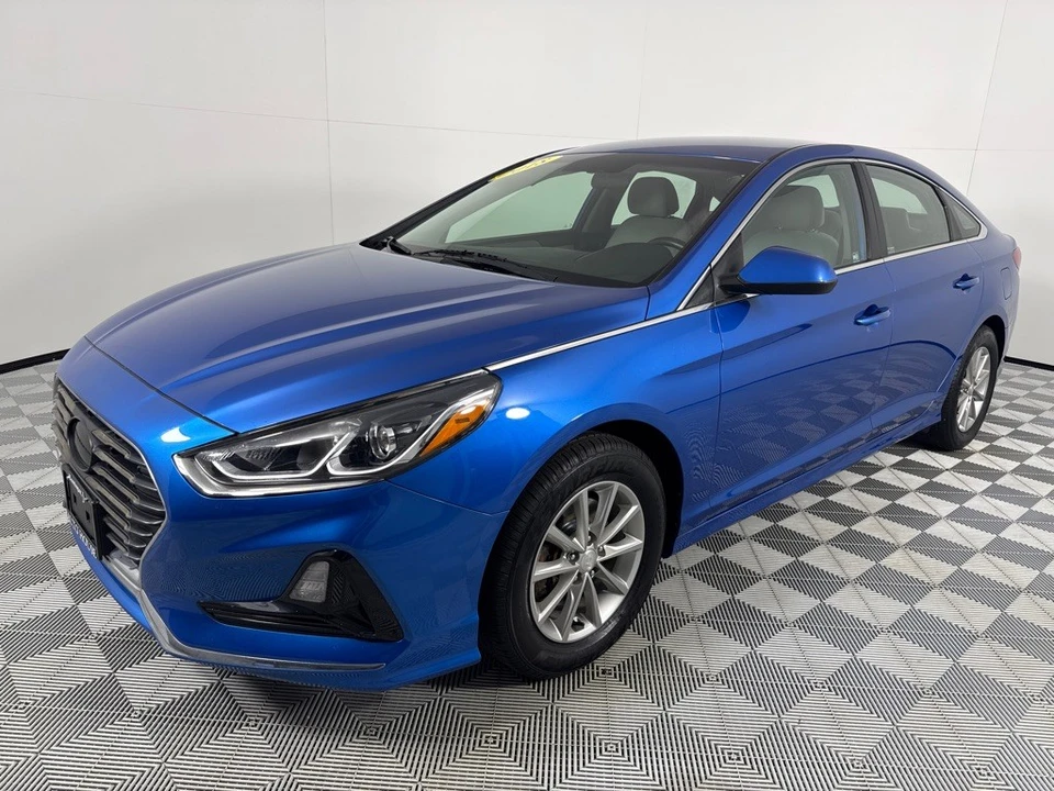 2018 Hyundai Sonata - Image 10 of 12