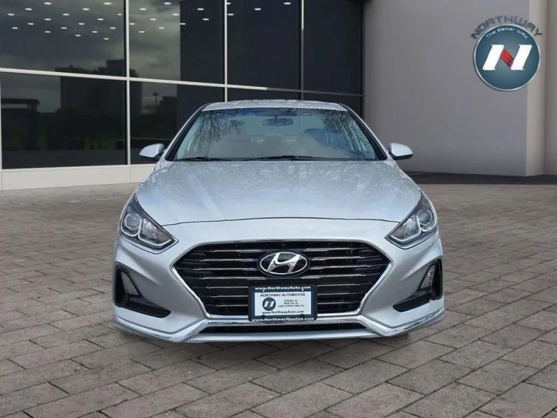 2018 Hyundai Sonata - Image 4 of 12