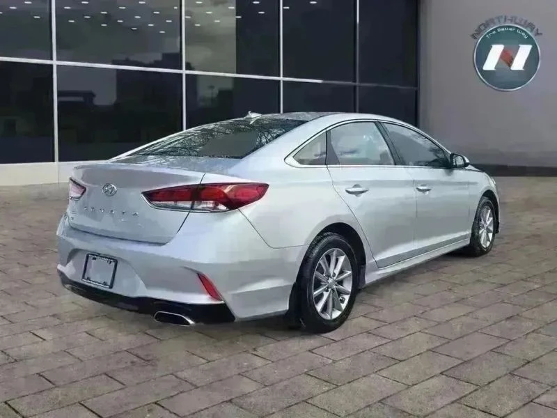 2018 Hyundai Sonata - Image 5 of 12