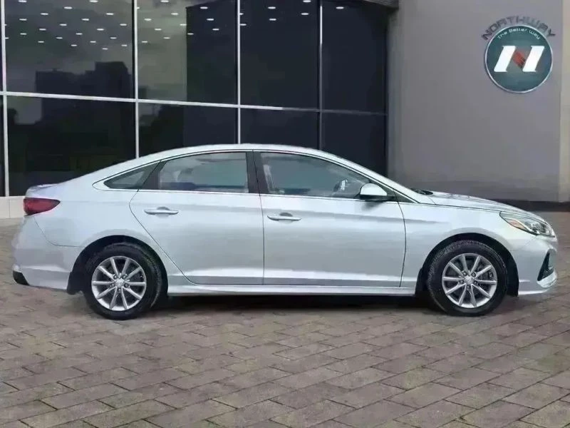 2018 Hyundai Sonata - Image 6 of 12
