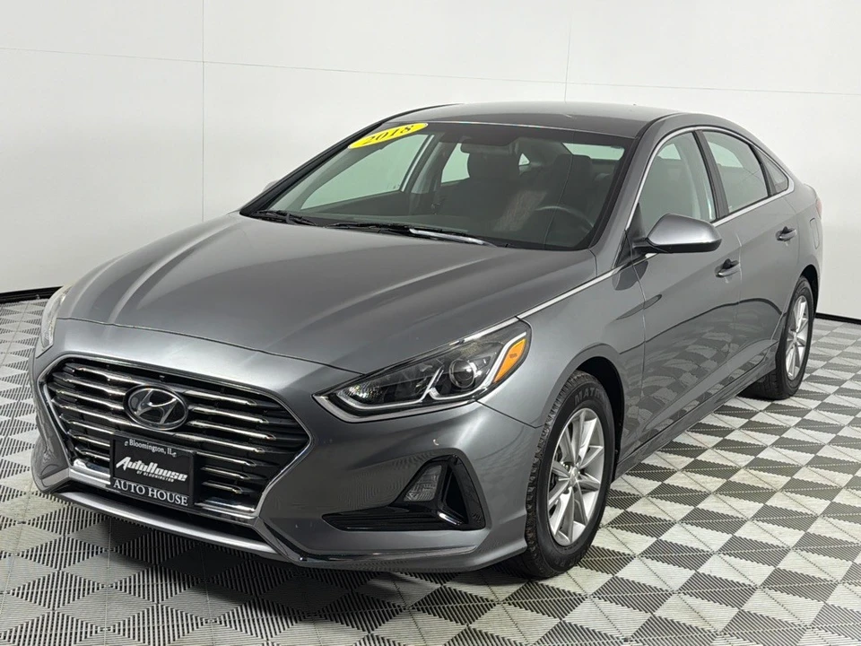2018 Hyundai Sonata - Image 10 of 12