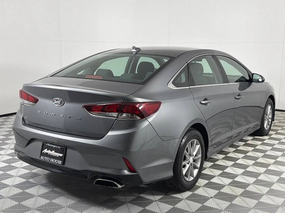 2018 Hyundai Sonata - Image 5 of 12