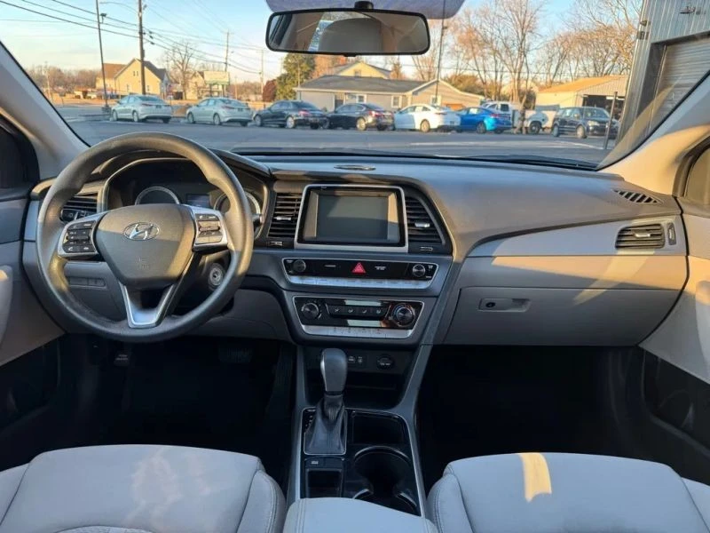 2018 Hyundai Sonata - Image 9 of 11