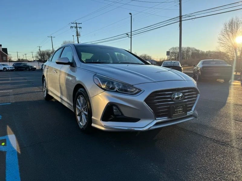2018 Hyundai Sonata - Image 4 of 11