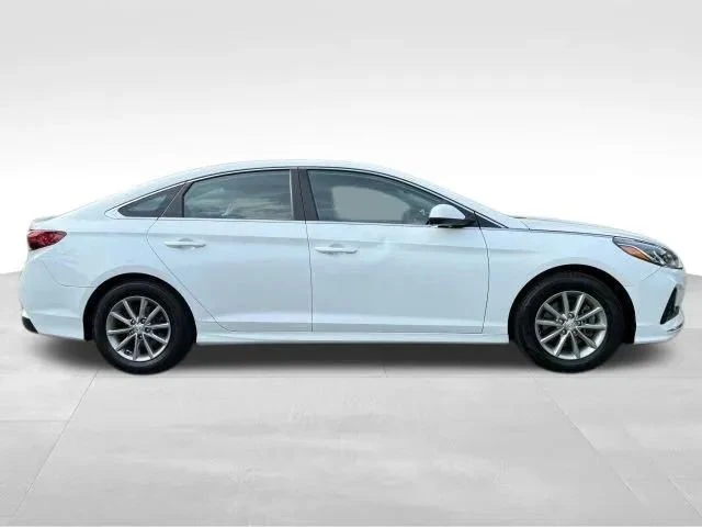 2018 Hyundai Sonata - Image 8 of 12