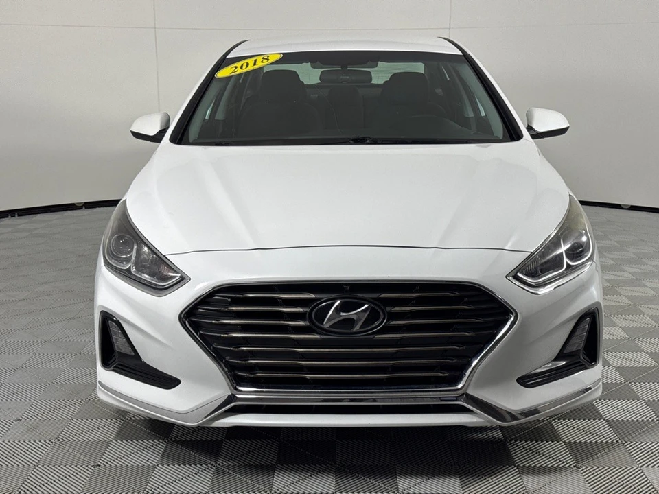 2018 Hyundai Sonata - Image 11 of 12
