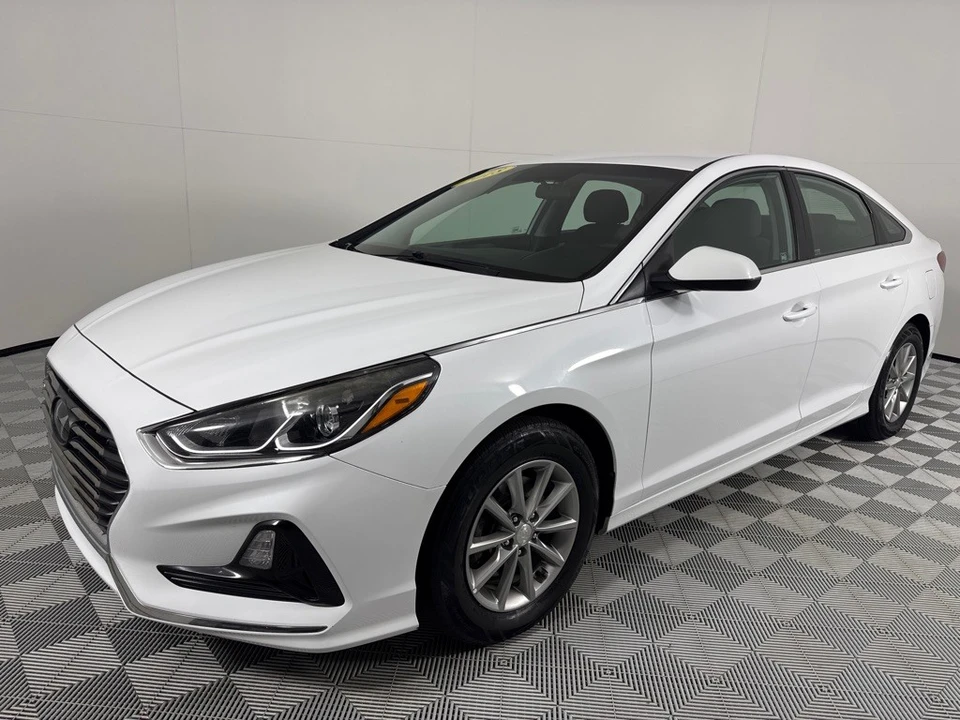 2018 Hyundai Sonata - Image 9 of 12