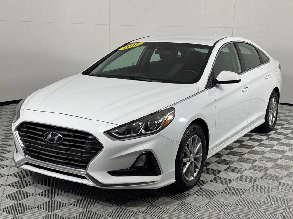 2018 Hyundai Sonata - Image 10 of 12