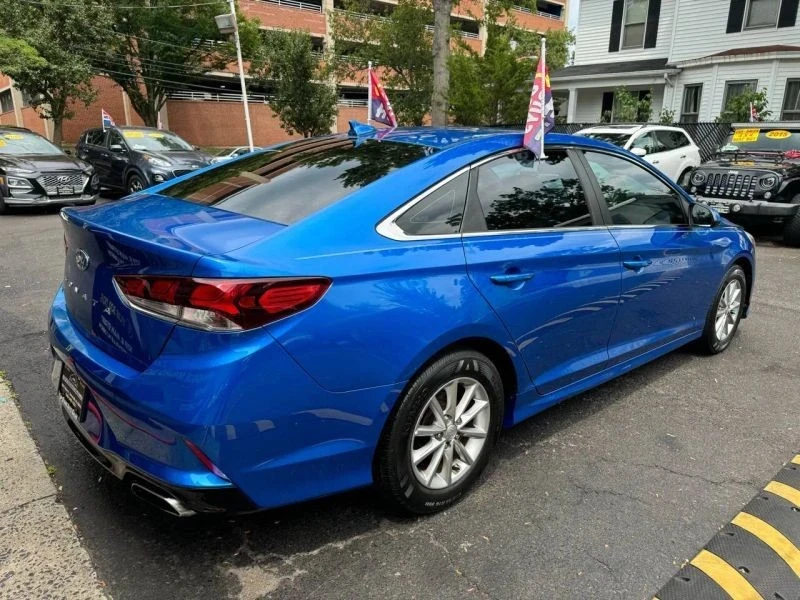 2018 Hyundai Sonata - Image 4 of 12