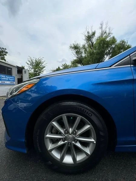 2018 Hyundai Sonata - Image 10 of 12
