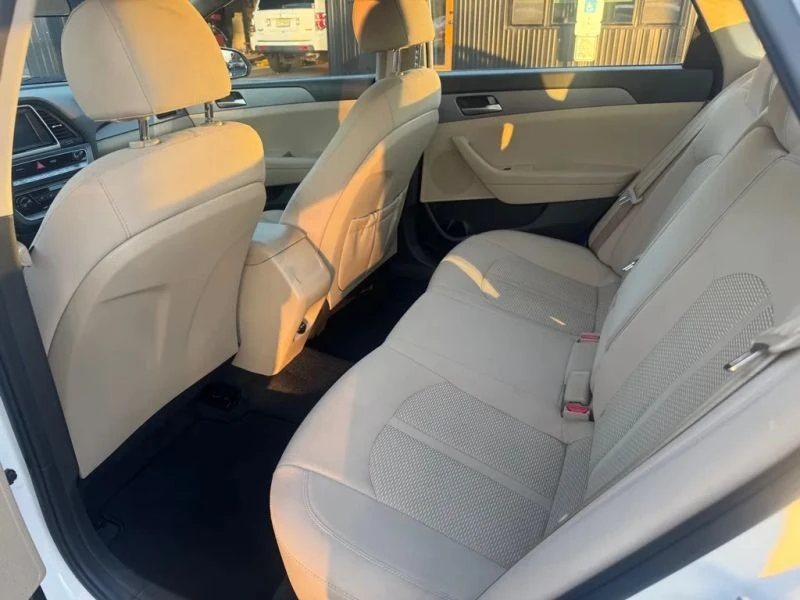 2018 Hyundai Sonata - Image 6 of 11