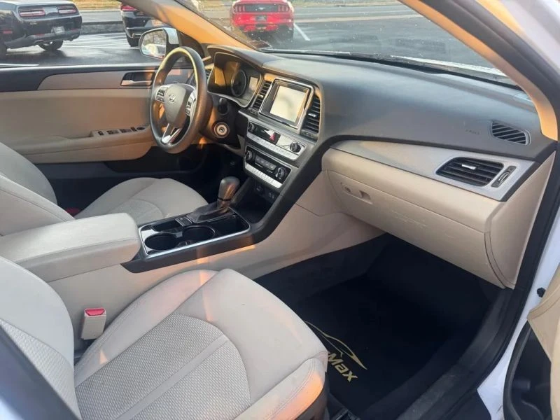 2018 Hyundai Sonata - Image 8 of 11