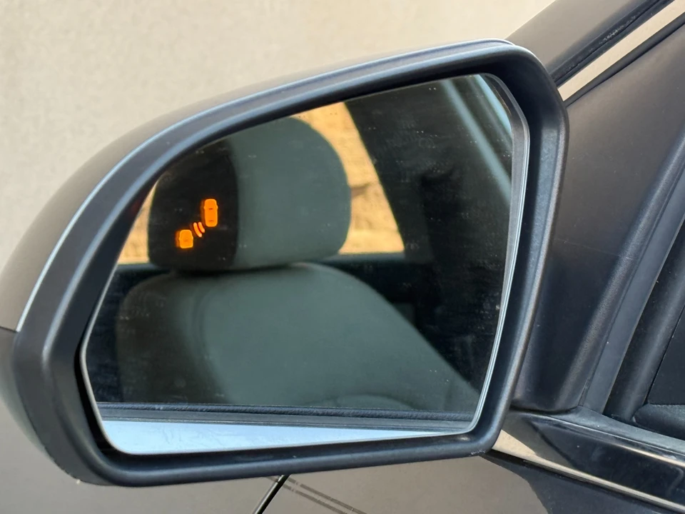 2018 Hyundai Sonata - Image 19 of 20