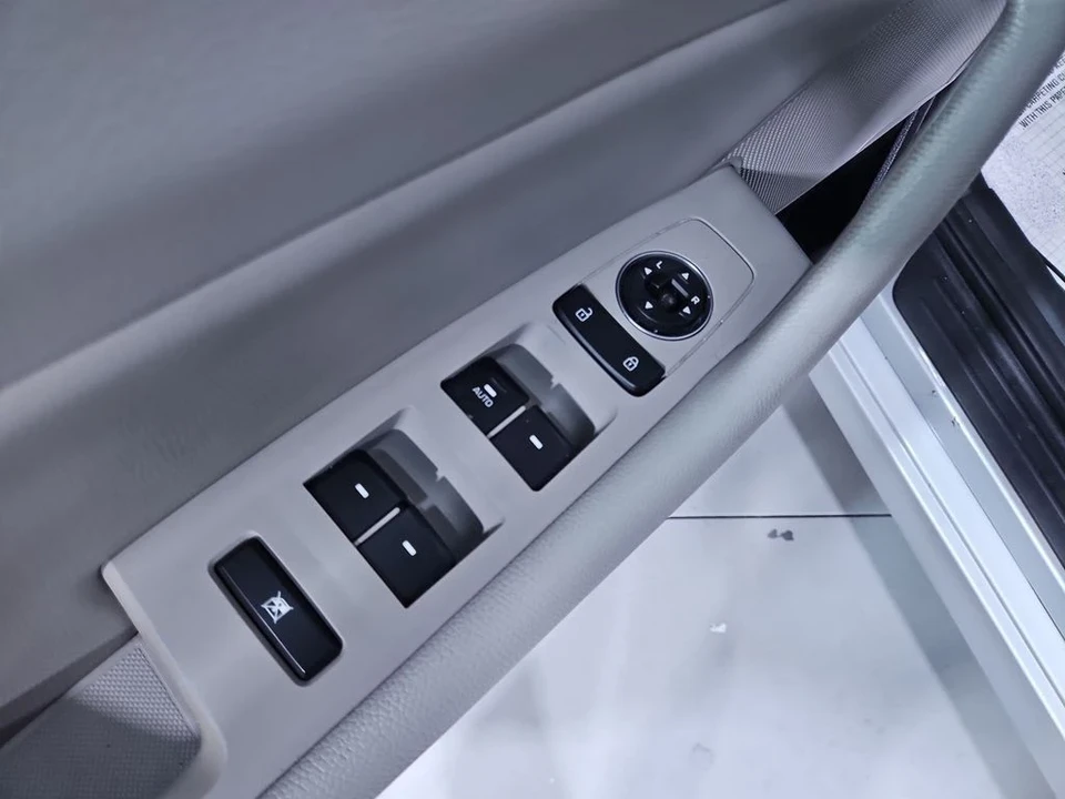 2018 Hyundai Sonata - Image 12 of 12