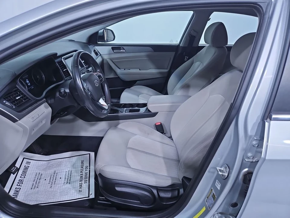 2018 Hyundai Sonata - Image 10 of 12