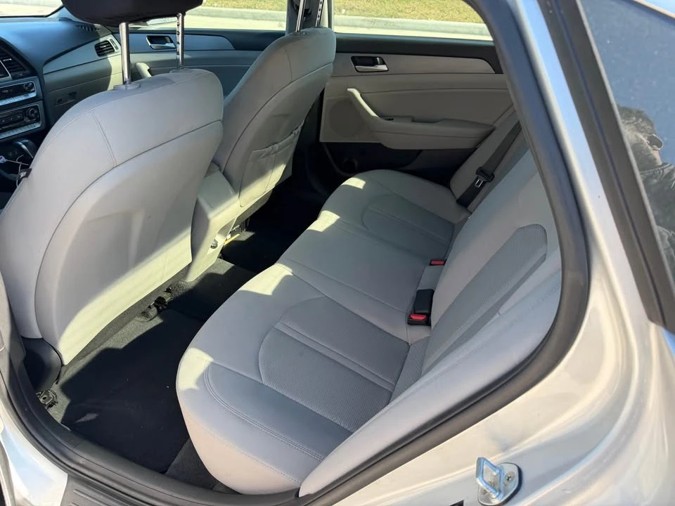 2018 Hyundai Sonata - Image 9 of 12