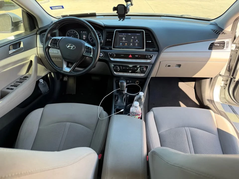 2018 Hyundai Sonata - Image 7 of 12