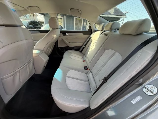 2018 Hyundai Sonata - Image 20 of 21