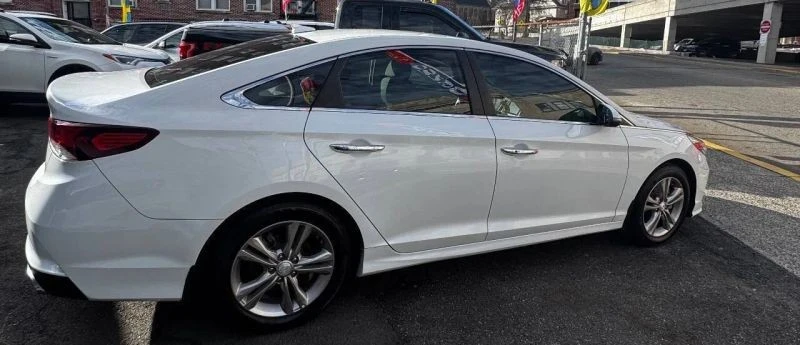 2018 Hyundai Sonata - Image 5 of 12