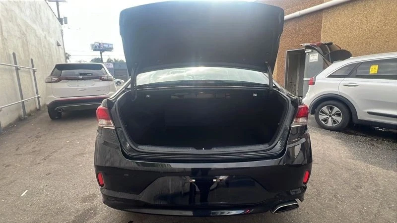 2018 Hyundai Sonata - Image 9 of 12