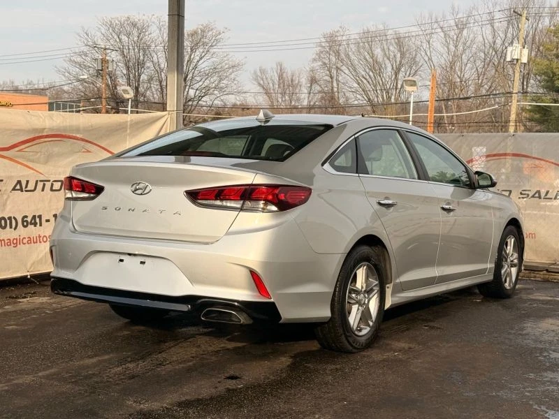2018 Hyundai Sonata - Image 11 of 12