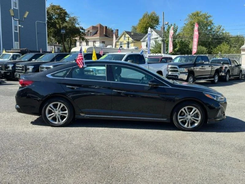 2018 Hyundai Sonata - Image 8 of 12