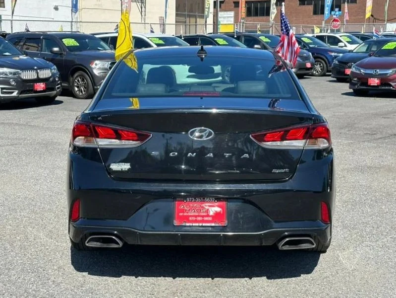 2018 Hyundai Sonata - Image 5 of 12