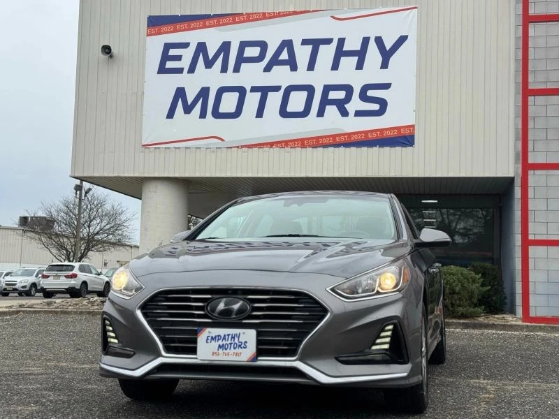 2018 Hyundai Sonata - Image 8 of 12