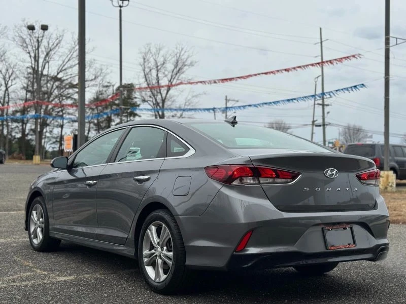 2018 Hyundai Sonata - Image 5 of 12