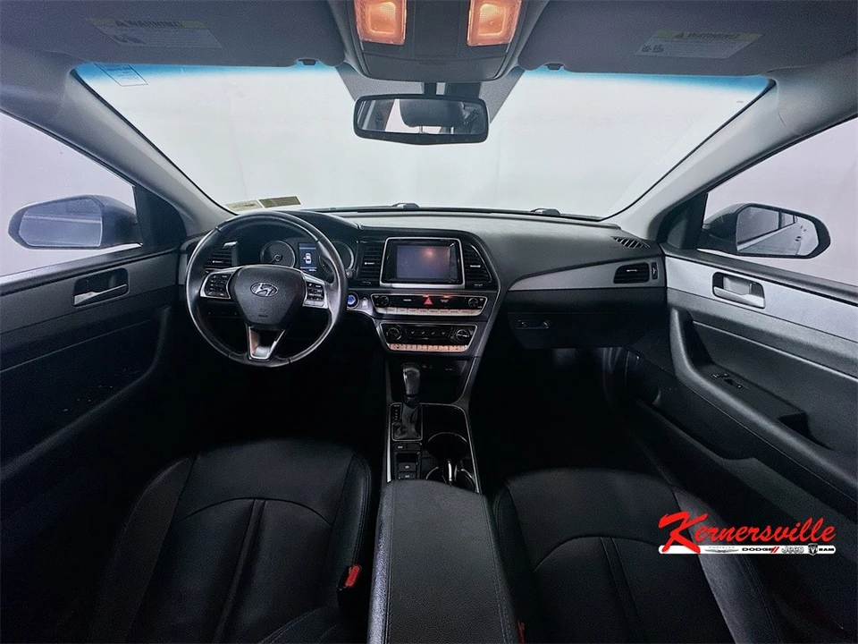 2018 Hyundai Sonata - Image 10 of 21