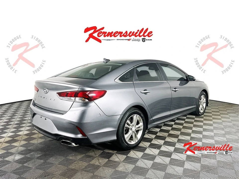 2018 Hyundai Sonata - Image 7 of 21