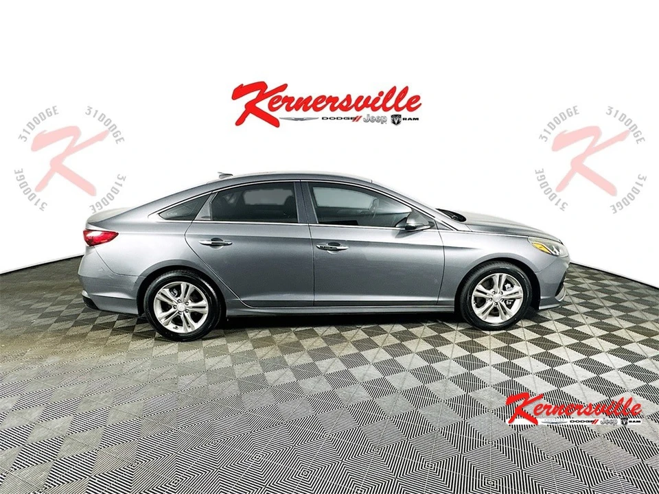 2018 Hyundai Sonata - Image 8 of 21