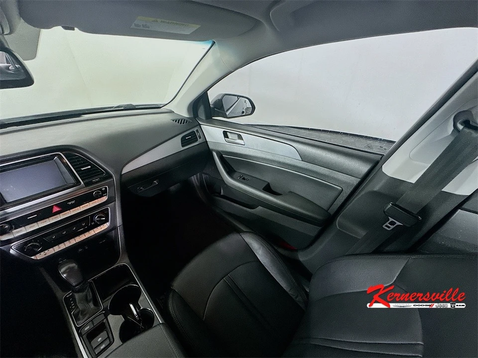 2018 Hyundai Sonata - Image 11 of 21