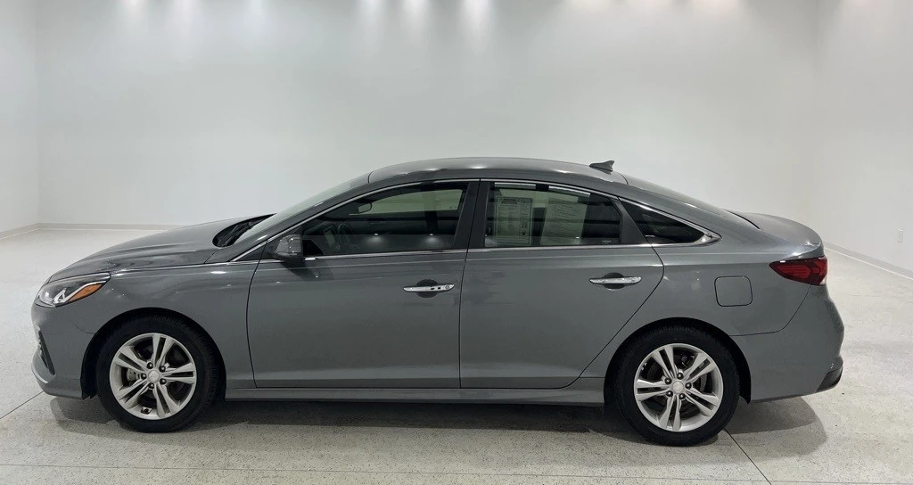 2018 Hyundai Sonata - Image 2 of 21
