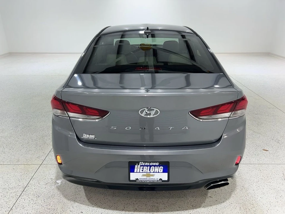 2018 Hyundai Sonata - Image 4 of 21
