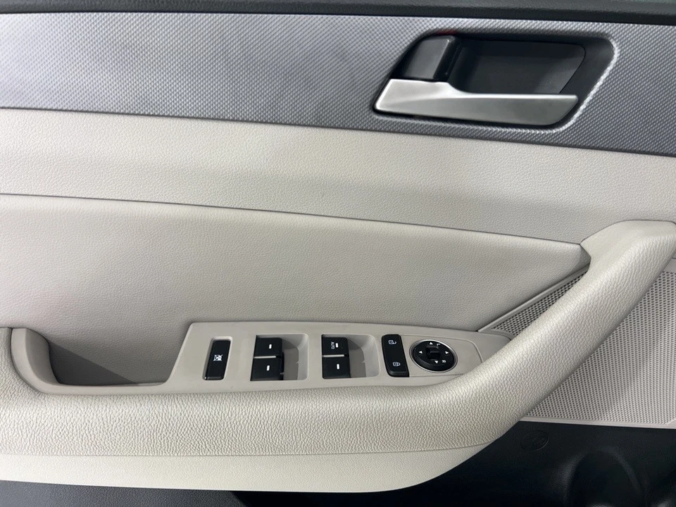2018 Hyundai Sonata - Image 20 of 21