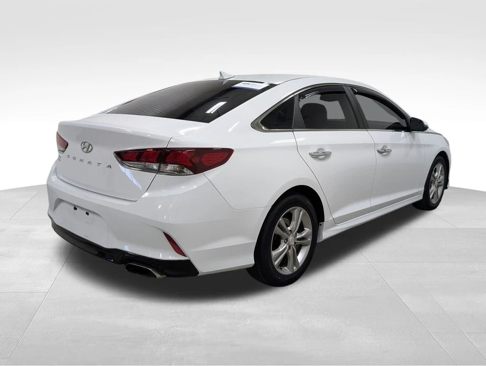 2018 Hyundai Sonata - Image 7 of 12