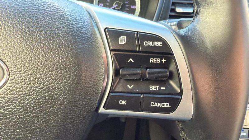 2018 Hyundai Sonata - Image 11 of 12