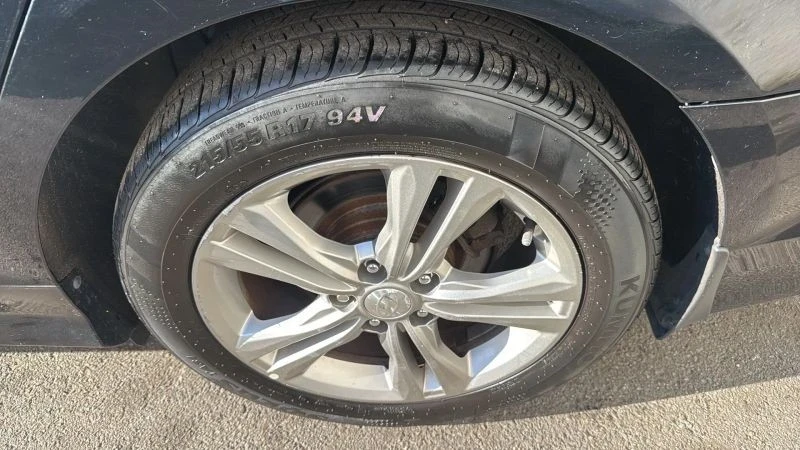 2018 Hyundai Sonata - Image 9 of 12