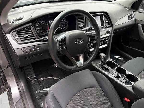 2018 Hyundai Sonata - Image 13 of 21