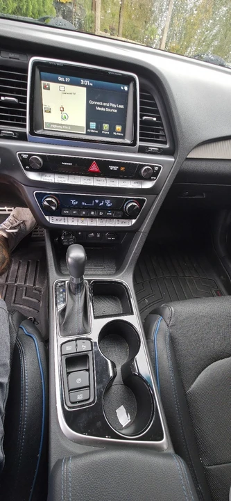 2018 Hyundai Sonata - Image 15 of 21