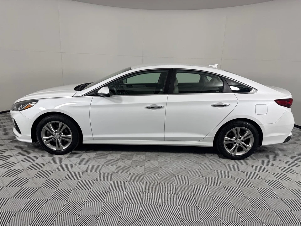 2018 Hyundai Sonata - Image 9 of 12