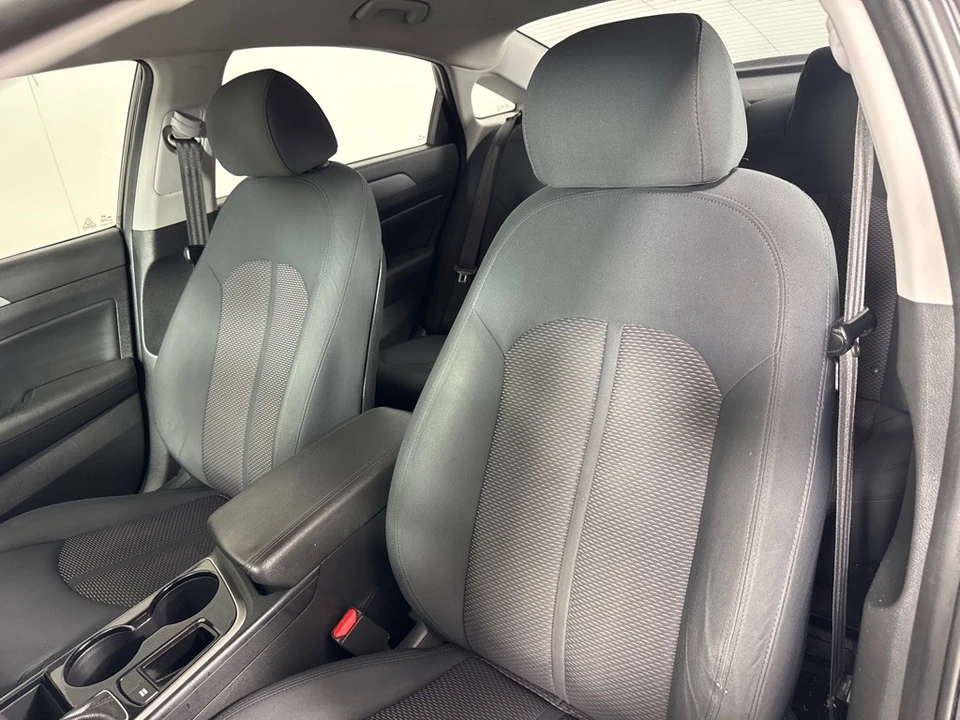2018 Hyundai Sonata - Image 15 of 21