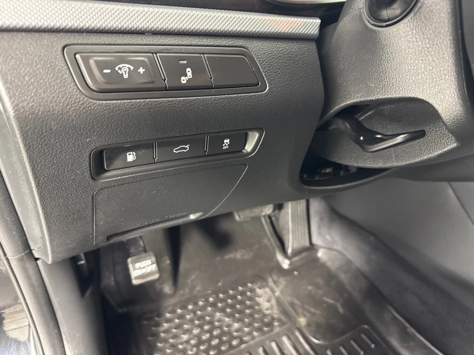 2018 Hyundai Sonata - Image 16 of 21