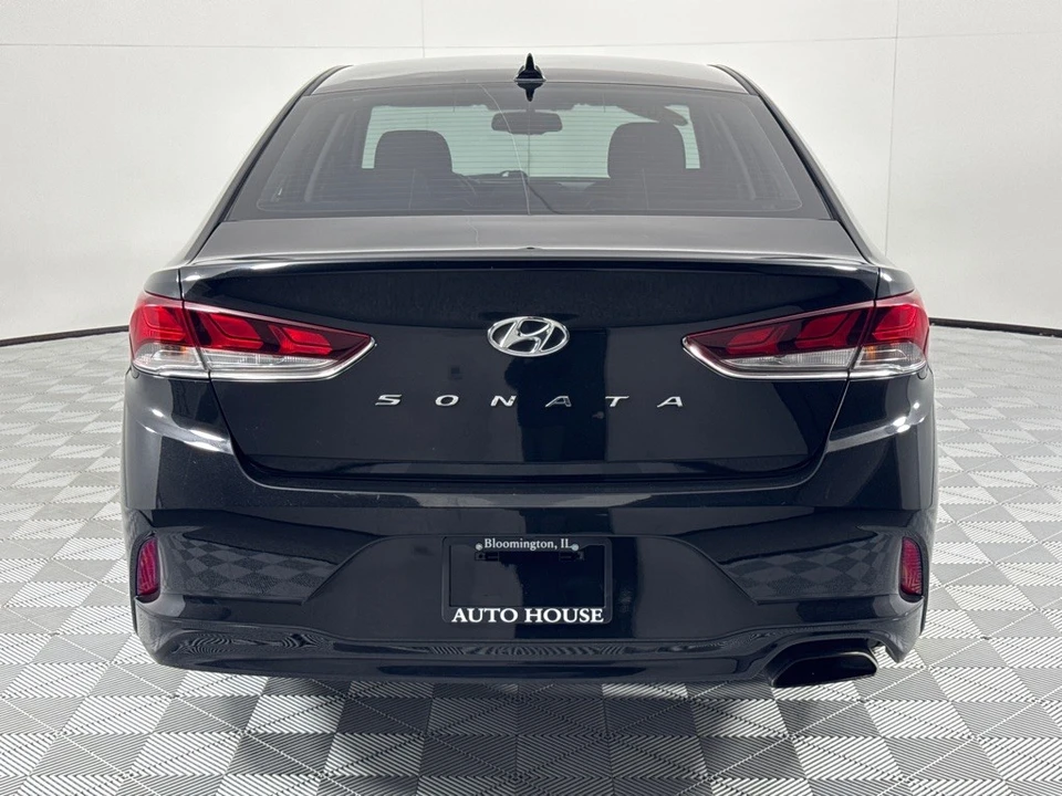 2018 Hyundai Sonata - Image 6 of 21